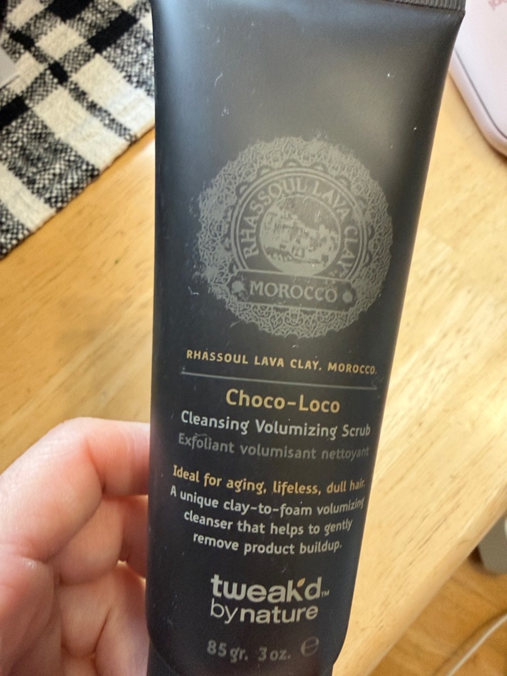 Tweak’d by Nature Choco-Loco Cleansing Volumizing Shampoo Scrub - Picture 2 of 5
